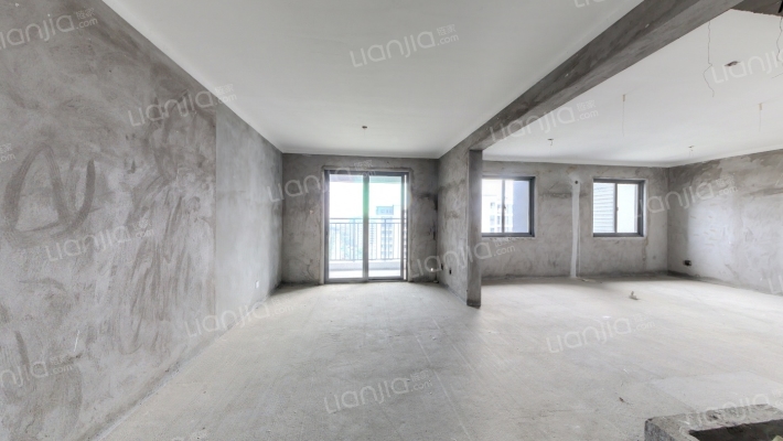 大东海中央府C区二手房实景图