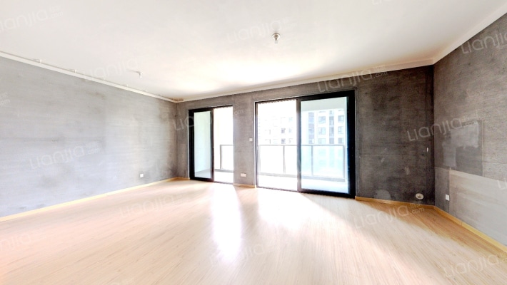 元垄尚都会二手房实景图