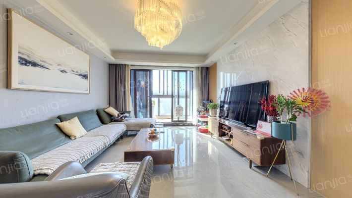 龙湖花盛郦城二手房实景图