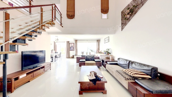 七彩小康城二手房实景图