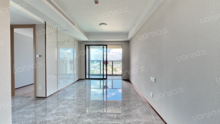 勤诚达誉府二手房实景图