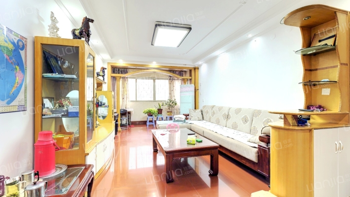 工人路339号院二手房实景图