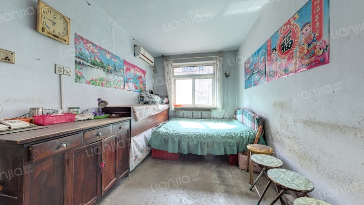 轴百散盘二手房实景图