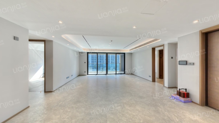 潮展云起二手房实景图