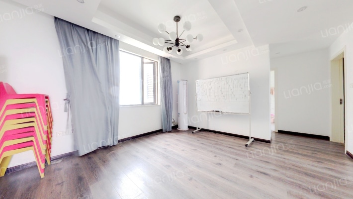 地铁鑫城二手房实景图