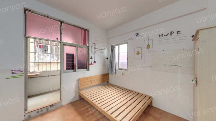 罗沙新兴北路二手房实景图