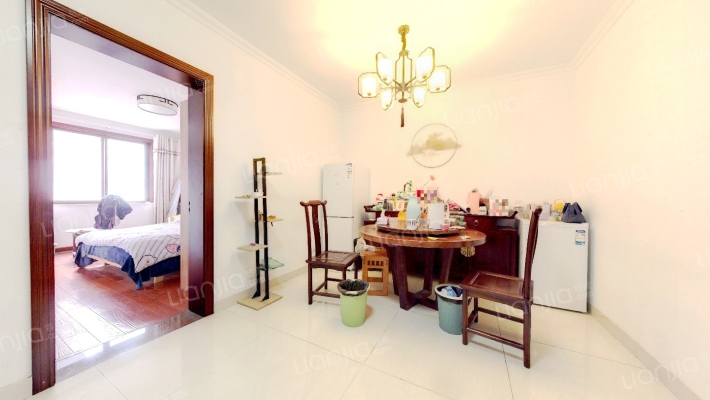 虹桥路6号二手房实景图