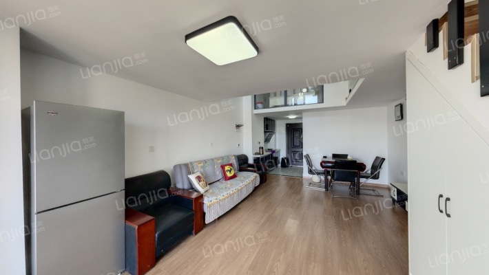 学府星城二手房实景图