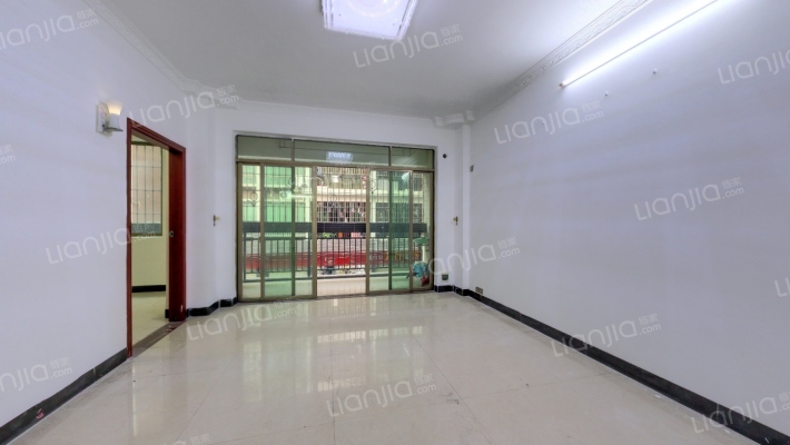 龙鑫阁B区二手房实景图