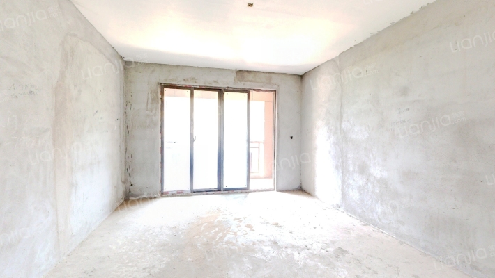 华硕御龙苑二手房实景图