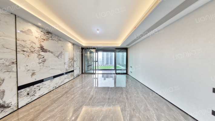 华润置地润樾二手房实景图