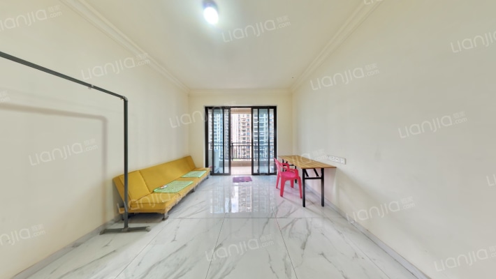 碧桂园凤凰湾听涛苑二手房实景图