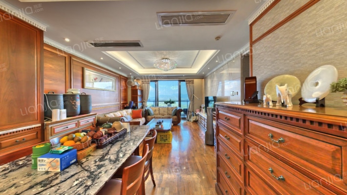 百仕达乐湖二手房实景图