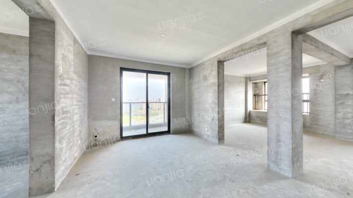 横河家园二手房实景图