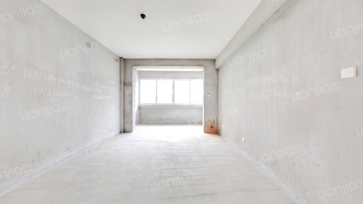 西湖花苑东区二手房实景图