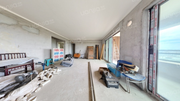 奥园金樾山二手房实景图