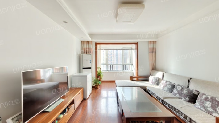 万科城一期二手房实景图