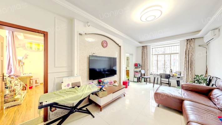 电台山路二手房实景图