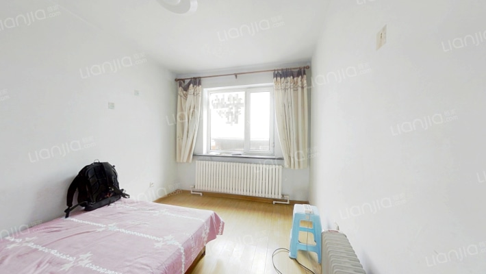 松宇花园四期二手房实景图