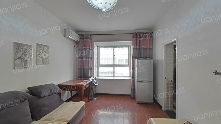 整流器小区二手房实景图