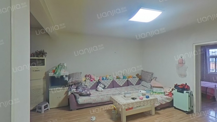 农林114号院二手房实景图