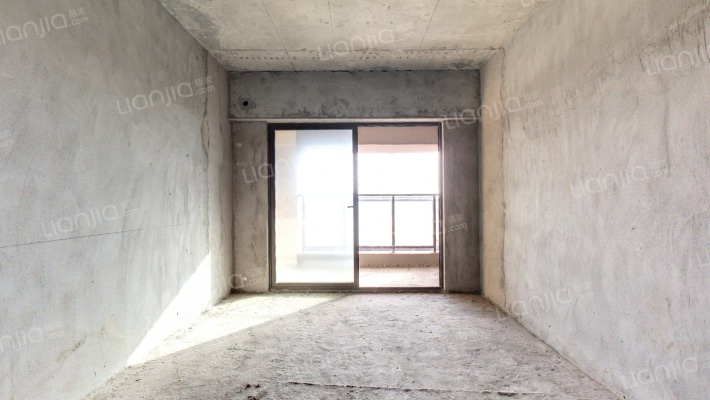 泰丰凤凰源二手房实景图