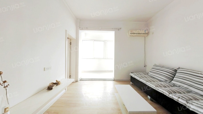 嘉泰新城二手房实景图