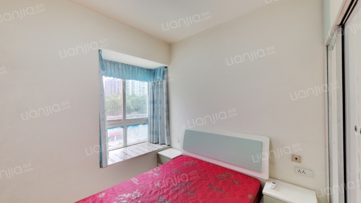 南城花园二手房实景图