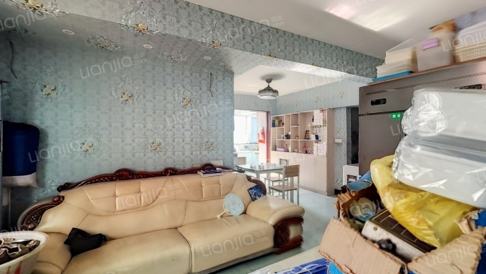 湖光西街2号二手房实景图