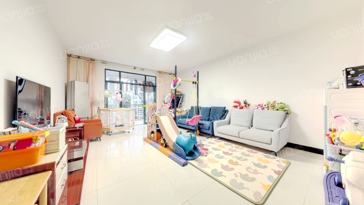 禾嘉名邸二手房实景图