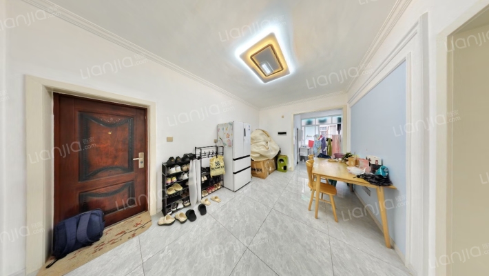 王府商业街174号二手房实景图