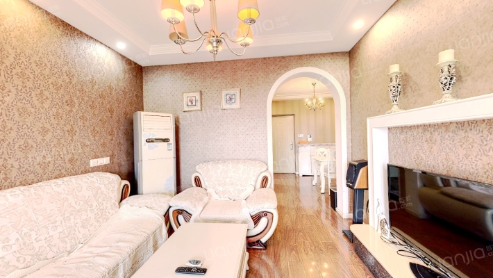 金海花溪谷二手房实景图