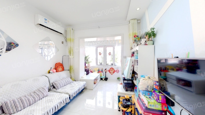 荣兴里二手房实景图