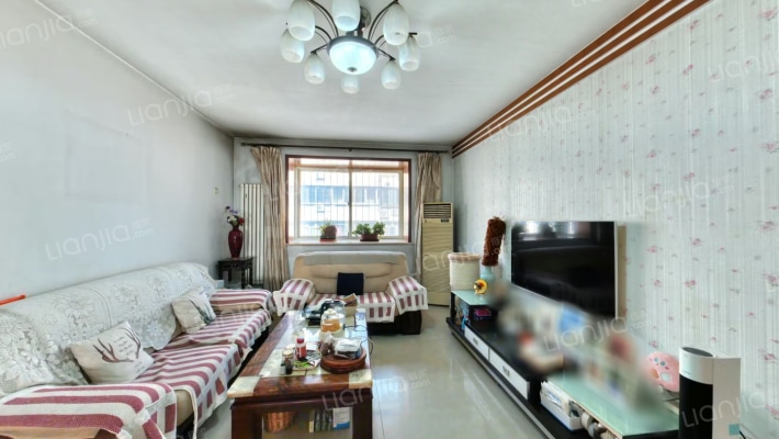 金山公寓二手房实景图