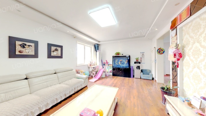 新华嘉园东区二手房实景图