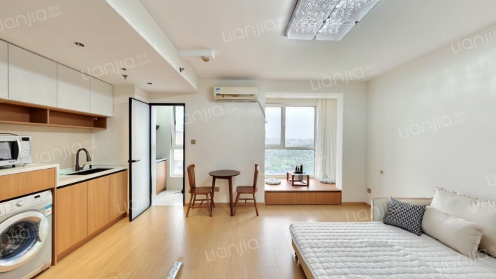 华远汤米公馆二手房实景图