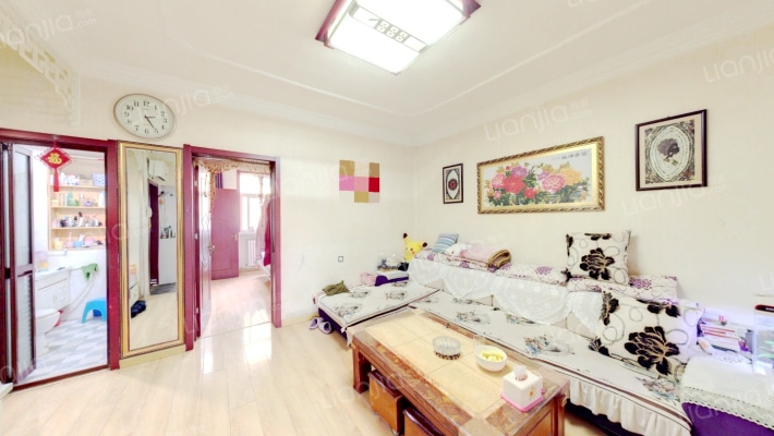 皮件厂宿舍二手房实景图