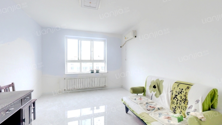 小徐世纪嘉苑二手房实景图