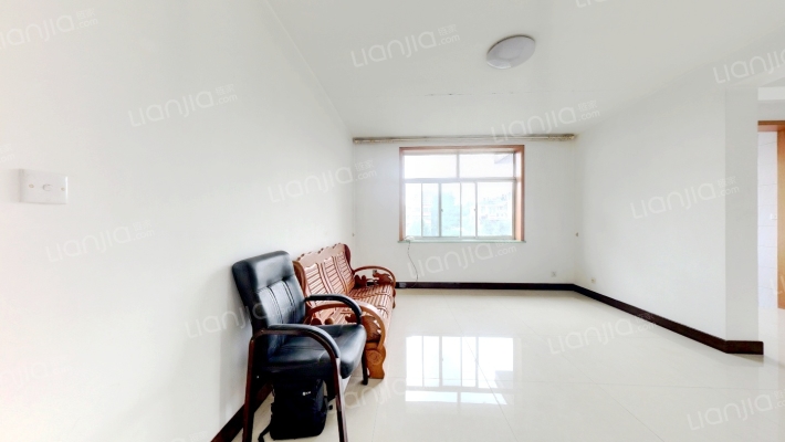 中铁十四局东院宿舍二手房实景图