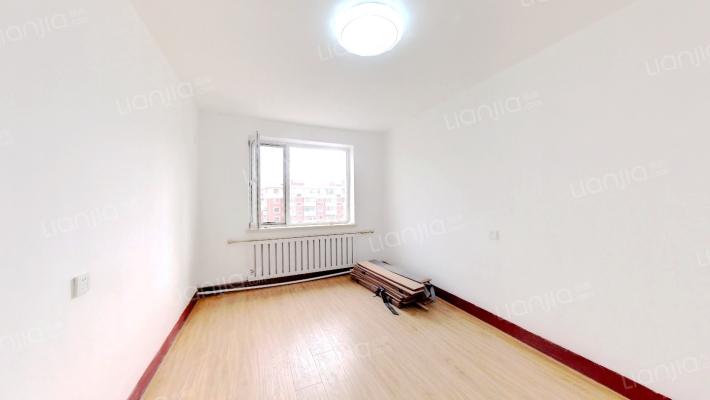 滑翔西社区二手房实景图