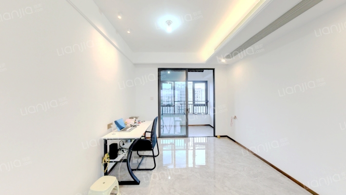 联发臻荣府二手房实景图