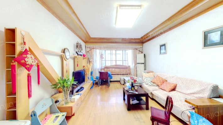 东方名庭二手房实景图