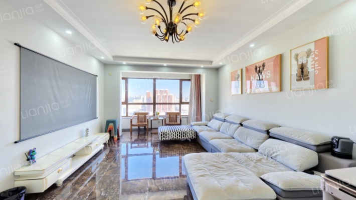 名爵公馆二手房实景图