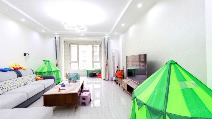 电梯洋房，花园式社区，平层，人车分流-客厅