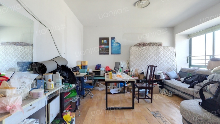 南岸晶都花园二手房实景图