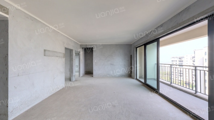 龙兴国际生态新城天璞二手房实景图