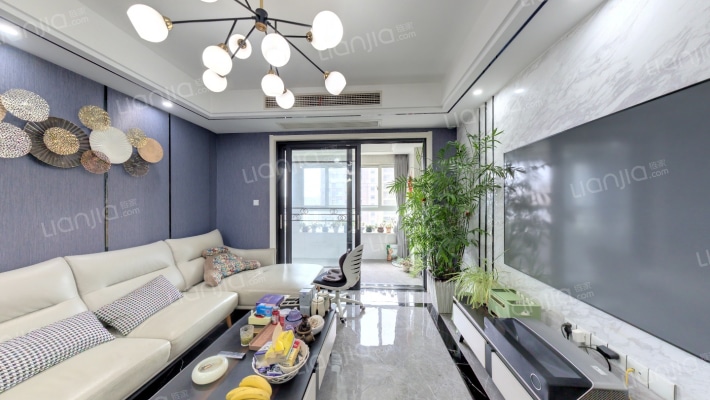 东郡丽水B区二手房实景图