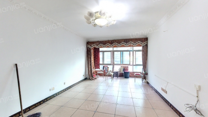 众福花园二手房实景图