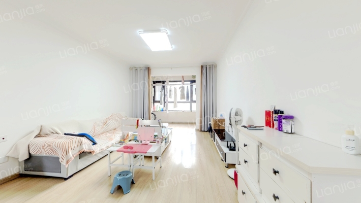 谦祥万华城华府二手房实景图