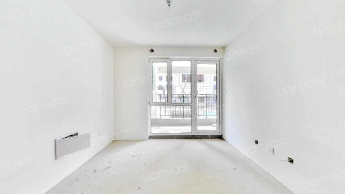 荣盛尊府二手房实景图